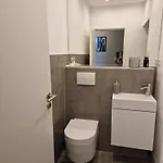 Fuchs Apartment *